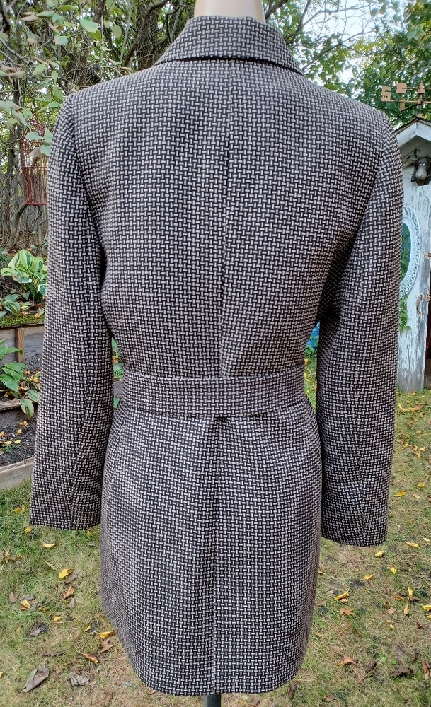 Le Suit Jacket - image 3